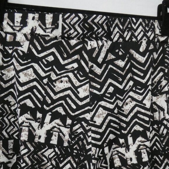 STUDIO POINT | large | Black and White Patterned Pants | NWOT - Picture 11 of 16